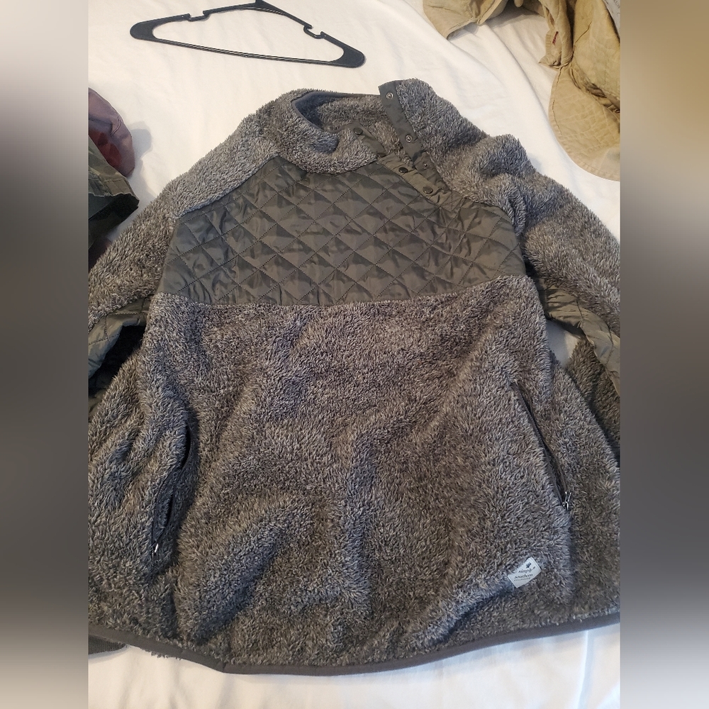 Simply southern pullover